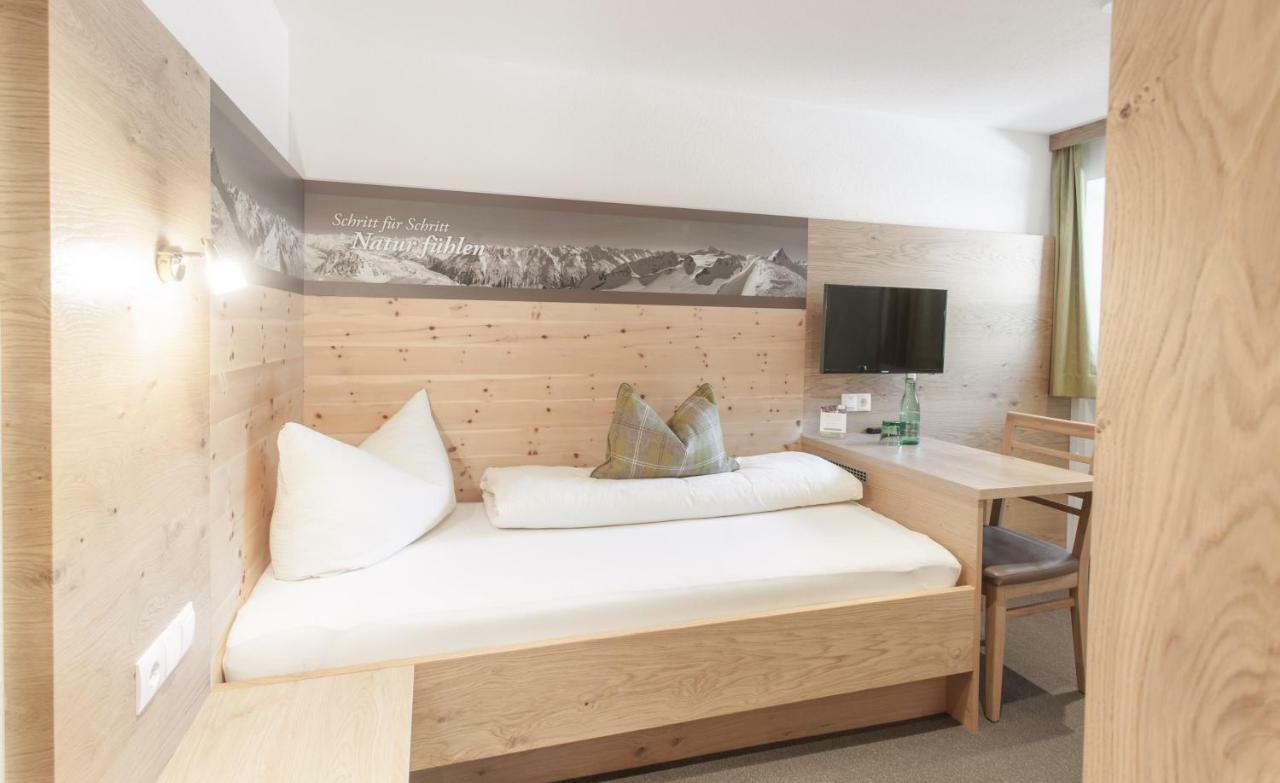 Garni Oetztal Rooms & Aparts Ζόλντεν Εξωτερικό φωτογραφία