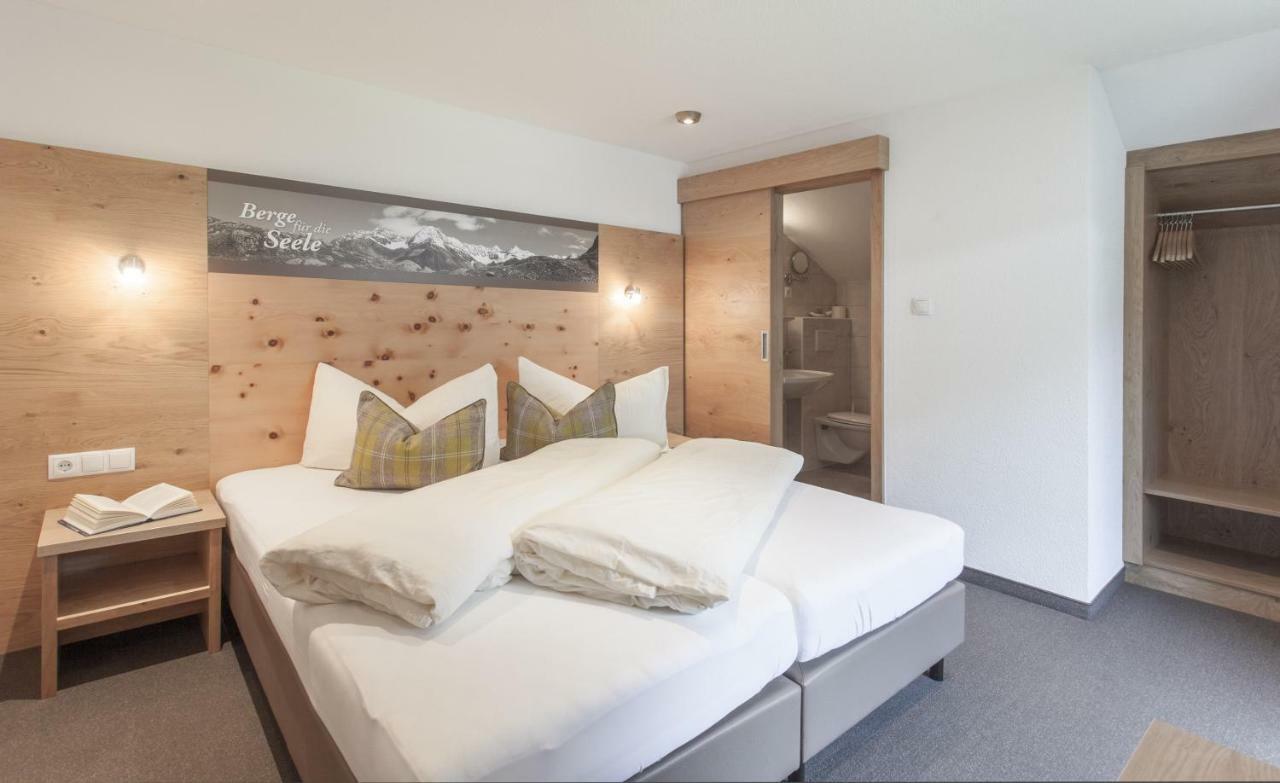 Garni Oetztal Rooms & Aparts Ζόλντεν Εξωτερικό φωτογραφία